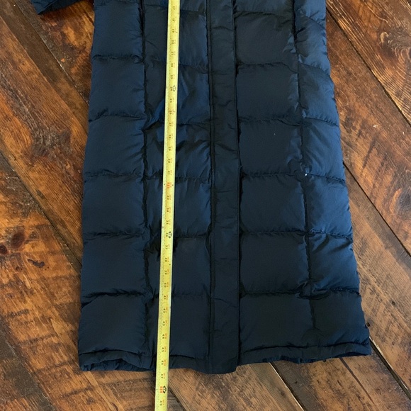 L.L. Bean Small Black Hooded Puffer Jacket - Picture 8 of 11